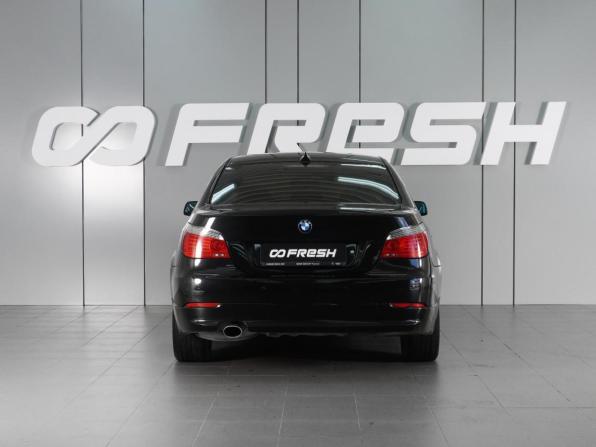 BMW 5 серии V (E60/E61) Рестайлинг с пробегом 2009 года, цена 999 000 рублей, 333075 км, седан, Автокод Объявления