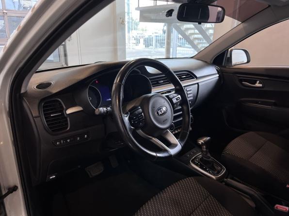 Kia Rio IV с пробегом 2018 года, цена 1 410 000 рублей, 114125 км, седан, Автокод Объявления