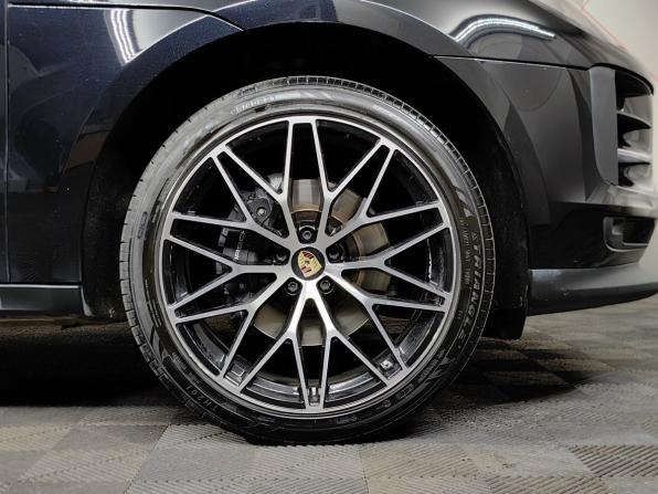 Porsche Macan I Рестайлинг с пробегом 2019 года, цена 4 513 600 рублей, 75981 км, внедорожник, Автокод Объявления
