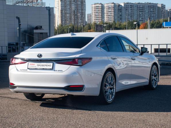 Lexus ES VII с пробегом 2018 года, цена 3 548 000 рублей, 121139 км, седан, Автокод Объявления