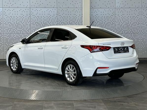 Hyundai Solaris II с пробегом 2017 года, цена 530 000 рублей, 100271 км, седан, Автокод Объявления