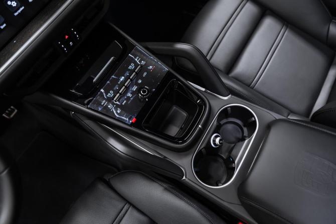 Новый Porsche Cayenne III Рестайлинг 2026 года, цена 17 900 000 рублей, внедорожник, Автокод Объявления