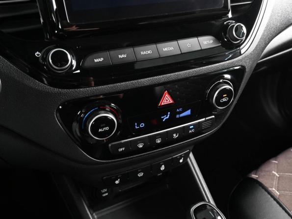 Hyundai Solaris II Рестайлинг с пробегом 2021 года, цена 1 659 000 рублей, 81811 км, седан, Автокод Объявления