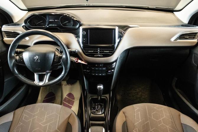 Peugeot 2008 I с пробегом 2014 года, цена 900 000 рублей, 87314 км, внедорожник, Автокод Объявления