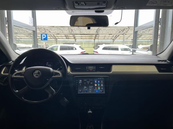Skoda Rapid I с пробегом 2015 года, цена 736 000 рублей, 175000 км, лифтбек, Автокод Объявления