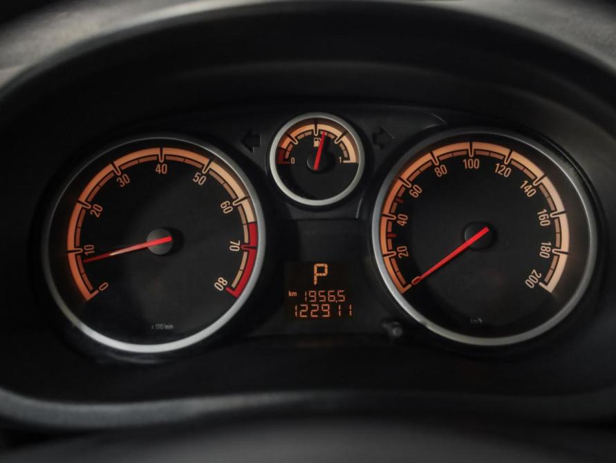 Opel Corsa D Рестайлинг II Санкт-Петербург  - изображение 12