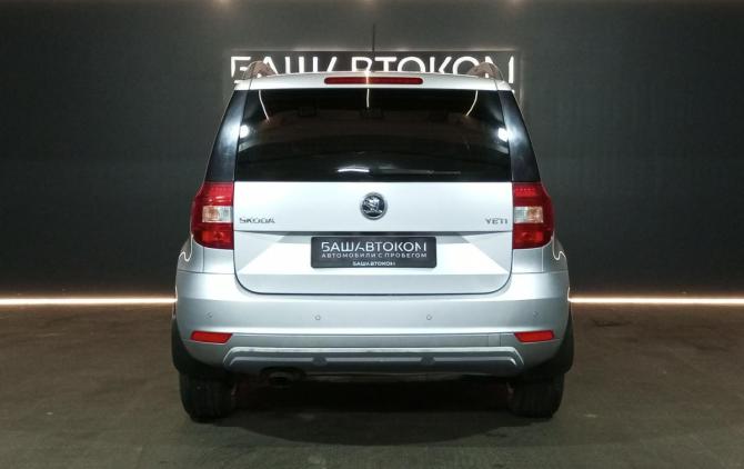 Skoda Yeti I Рестайлинг с пробегом 2014 года, цена 1 200 000 рублей, 129088 км, внедорожник, Автокод Объявления