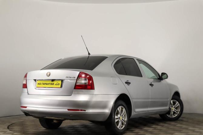 Skoda Octavia II (A5) Рестайлинг с пробегом 2010 года, цена 569 000 рублей, 308000 км, лифтбек, Автокод Объявления