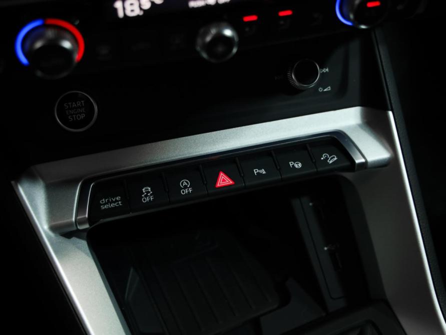 Audi Q3 II (F3) Санкт-Петербург  - изображение 23