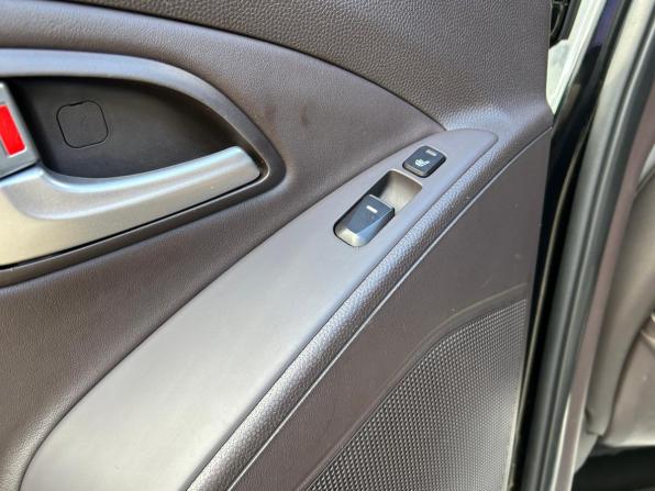 Hyundai ix35 I с пробегом 2013 года, цена 980 000 рублей, 151000 км, внедорожник, Автокод Объявления