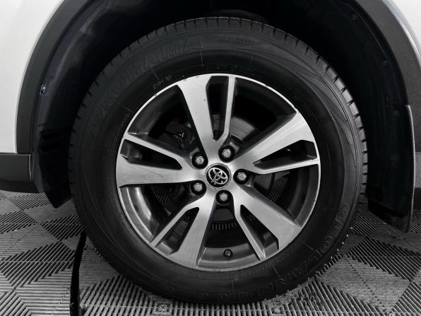 Toyota RAV4 IV (XA40) Рестайлинг с пробегом 2018 года, цена 2 519 000 рублей, 76900 км, внедорожник, Автокод Объявления