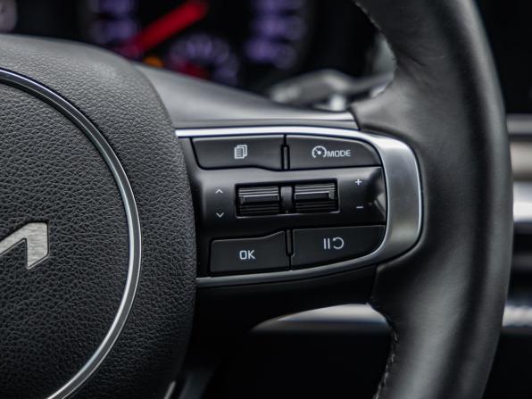 Kia K5 III с пробегом 2021 года, цена 2 478 000 рублей, 102954 км, седан, Автокод Объявления