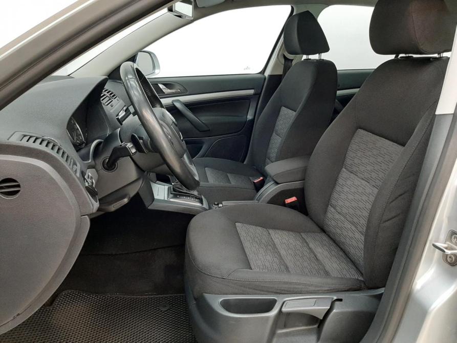 Skoda Octavia II (A5) Рестайлинг Москва  - изображение 10