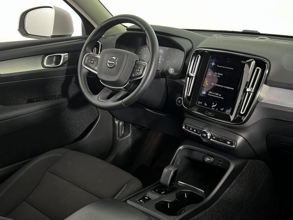 Volvo XC40 I с пробегом 2021 года, цена 2 680 000 рублей, 72163 км, внедорожник, Автокод Объявления