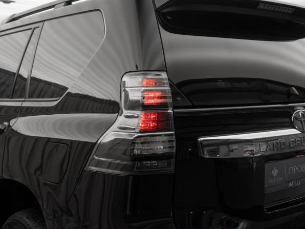 Toyota Land Cruiser Prado 150 Series Рестайлинг 1 с пробегом 2016 года, цена 3 150 000 рублей, 371032 км, внедорожник, Автокод Объявления