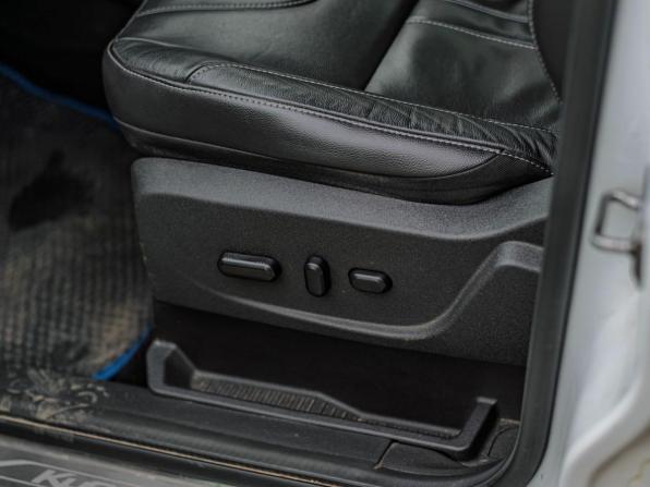 Ford Kuga II с пробегом 2015 года, цена 1 290 000 рублей, 170198 км, внедорожник, Автокод Объявления