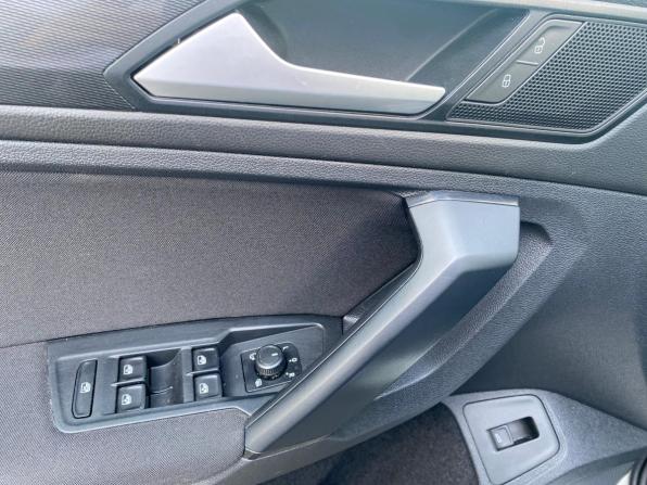 Volkswagen Tiguan II с пробегом 2020 года, цена 2 990 000 рублей, 130106 км, внедорожник, Автокод Объявления