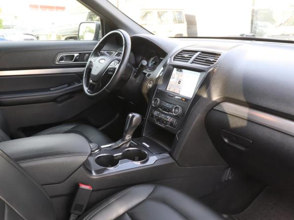 Ford Explorer V Рестайлинг 2 с пробегом 2018 года, цена 3 377 000 рублей, 97668 км, внедорожник, Автокод Объявления