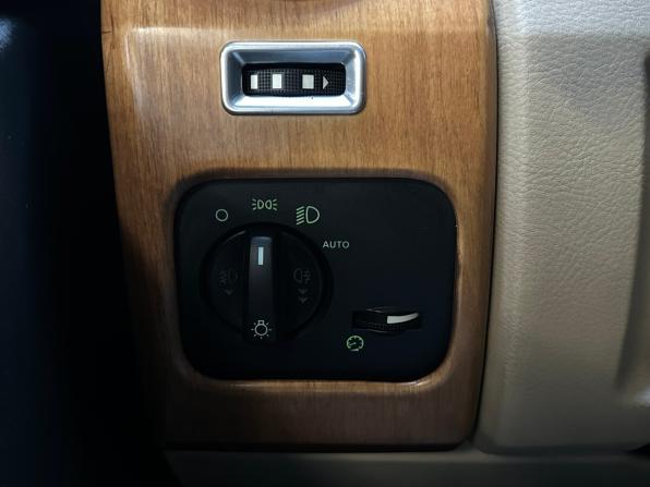 Land Rover Discovery III с пробегом 2008 года, цена 1 020 000 рублей, 209193 км, внедорожник, Автокод Объявления