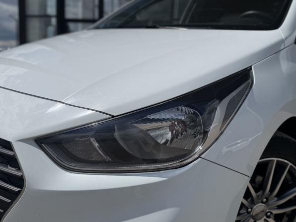 Hyundai Solaris II с пробегом 2019 года, цена 1 170 000 рублей, 88832 км, седан, Автокод Объявления