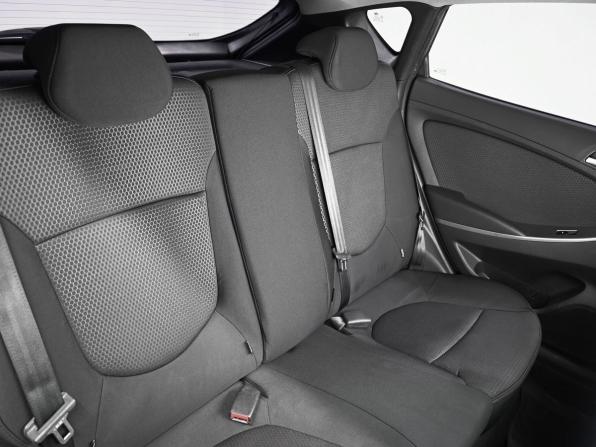 Hyundai Solaris I Рестайлинг с пробегом 2014 года, цена 945 000 рублей, 114304 км, хэтчбек, Автокод Объявления
