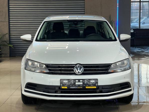 Volkswagen Jetta VI Рестайлинг с пробегом 2016 года, цена 1 090 000 рублей, 249000 км, седан, Автокод Объявления