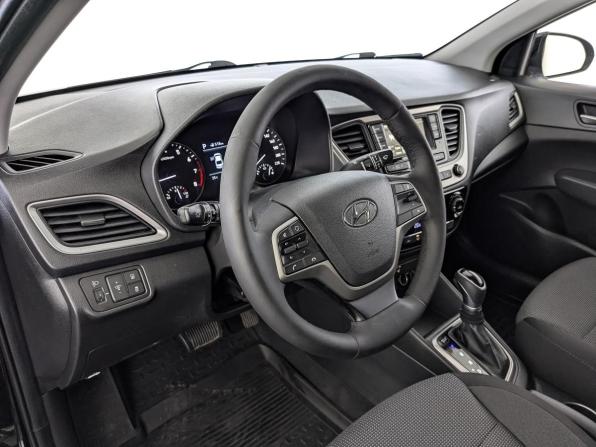 Hyundai Solaris II с пробегом 2018 года, цена 1 150 000 рублей, 189000 км, седан, Автокод Объявления