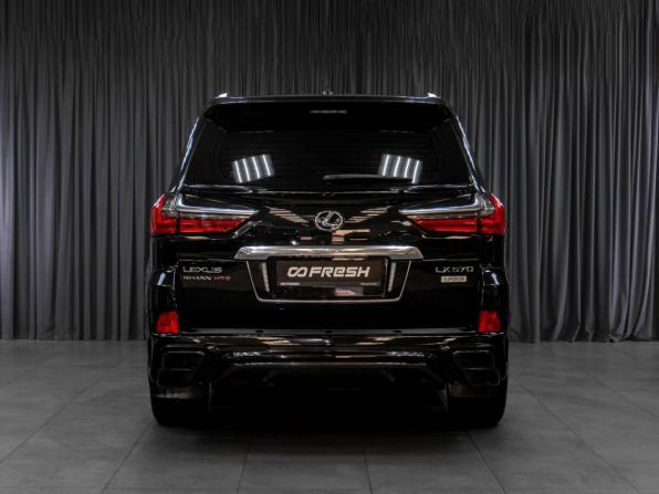 Lexus LX III Рестайлинг 2 с пробегом 2019 года, цена 10 600 000 рублей, 129800 км, внедорожник, Автокод Объявления