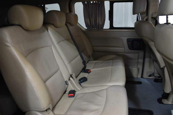Hyundai H-1 II Рестайлинг 2 с пробегом 2018 года, цена 2 610 000 рублей, 137941 км, минивэн, Автокод Объявления