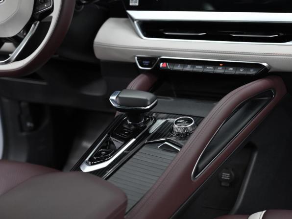 Geely Monjaro I с пробегом 2023 года, цена 2 899 000 рублей, 55000 км, внедорожник, Автокод Объявления