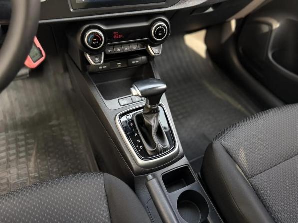 Kia Rio IV Рестайлинг с пробегом 2021 года, цена 1 535 000 рублей, 95172 км, седан, Автокод Объявления