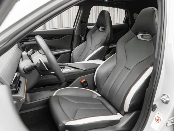 Changan UNI-V I с пробегом 2024 года, цена 2 440 000 рублей, 23918 км, лифтбек, Автокод Объявления