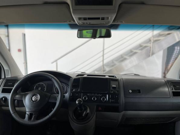 Volkswagen Caravelle T5 Рестайлинг с пробегом 2012 года, цена 1 769 900 рублей, 230000 км, минивэн, Автокод Объявления