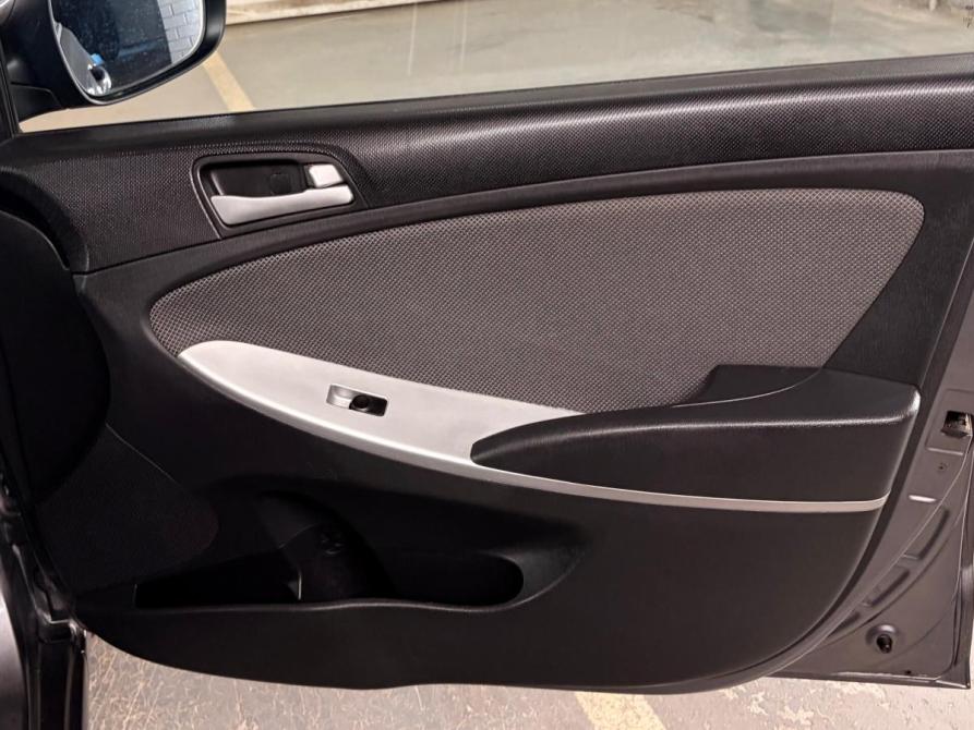 Hyundai Solaris I Екатеринбург  - изображение 24