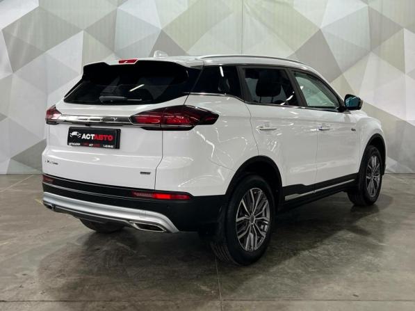 Geely Atlas Pro с пробегом 2022 года, цена 2 150 000 рублей, 50520 км, внедорожник, Автокод Объявления