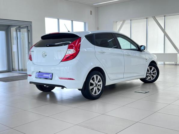 Hyundai Solaris I Рестайлинг с пробегом 2015 года, цена 1 080 000 рублей, 97970 км, хэтчбек, Автокод Объявления