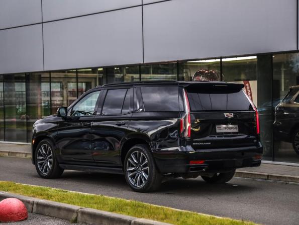 Cadillac Escalade V с пробегом 2022 года, цена 9 599 000 рублей, 61568 км, внедорожник, Автокод Объявления