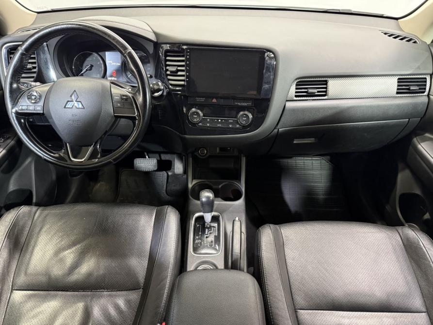 Mitsubishi Outlander III Рестайлинг 2 Ярославль  - изображение 9