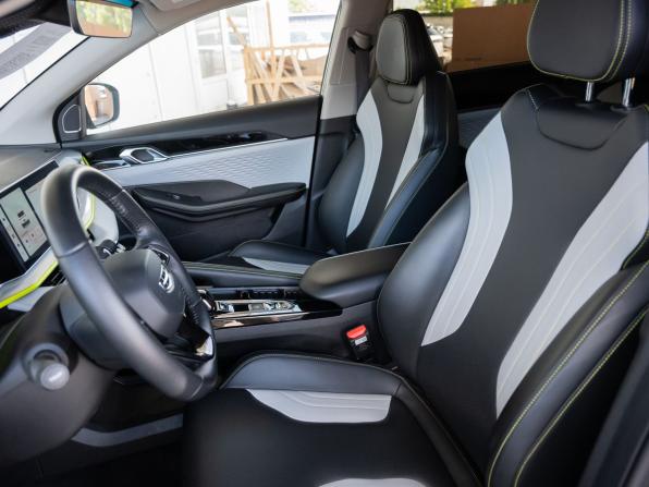 Geely Coolray I Рестайлинг с пробегом 2023 года, цена 2 090 000 рублей, 43038 км, внедорожник, Автокод Объявления