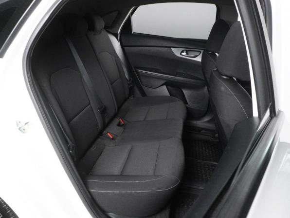 Kia Forte II Рестайлинг с пробегом 2018 года, цена 1 399 000 рублей, 156643 км, седан, Автокод Объявления