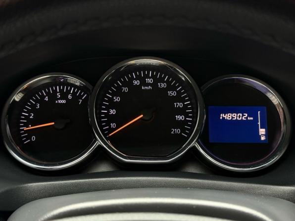 Renault Logan II с пробегом 2015 года, цена 799 000 рублей, 148000 км, седан, Автокод Объявления