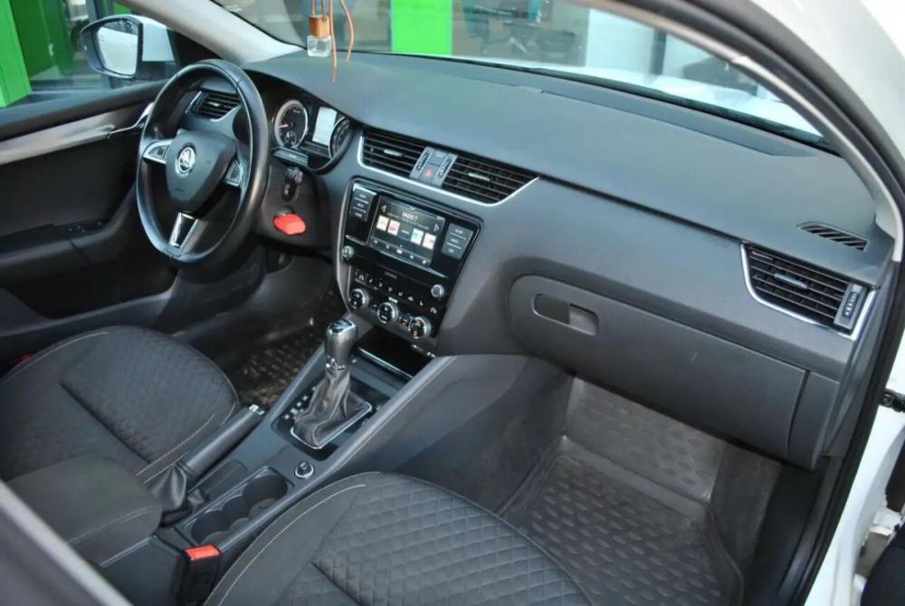 Skoda Octavia III (A7) Рестайлинг Москва  - изображение 17