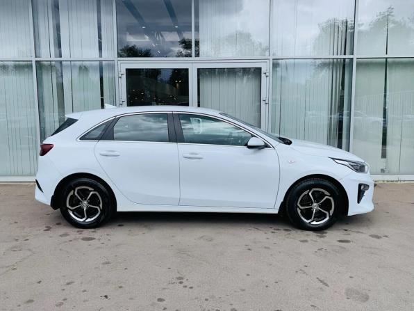 Kia Ceed III с пробегом 2018 года, цена 1 780 000 рублей, 106713 км, хэтчбек, Автокод Объявления