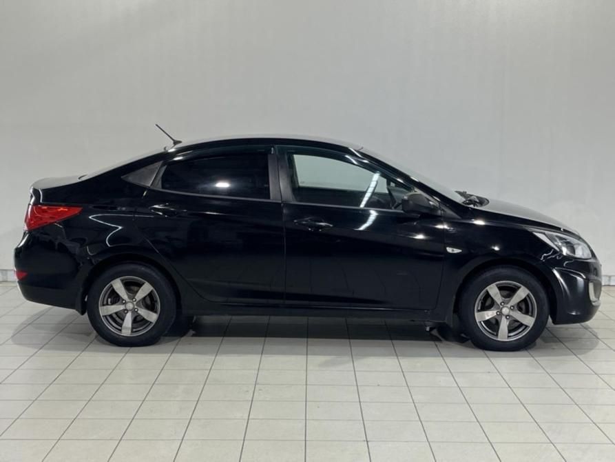 Hyundai Solaris I Курск  - изображение 4