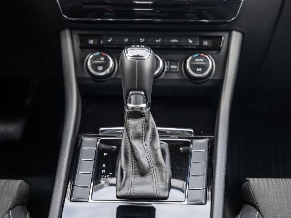 Skoda Superb III с пробегом 2016 года, цена 1 828 000 рублей, 184842 км, лифтбек, Автокод Объявления