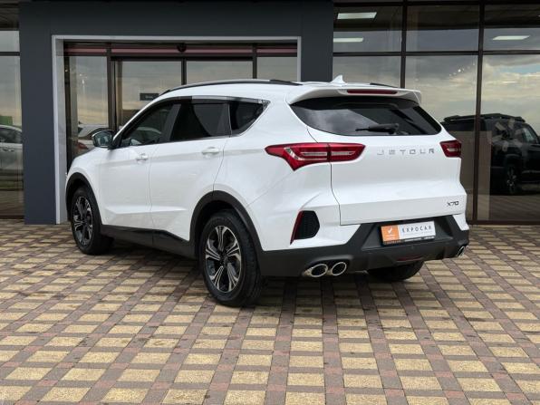 JETOUR X70 I Рестайлинг 2 с пробегом 2024 года, цена 2 250 000 рублей, 15350 км, внедорожник, Автокод Объявления