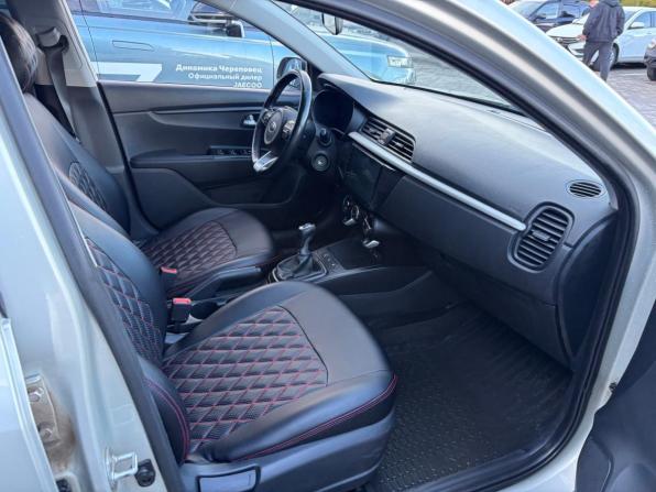 Kia Rio IV с пробегом 2018 года, цена 1 515 000 рублей, 76400 км, хэтчбек, Автокод Объявления