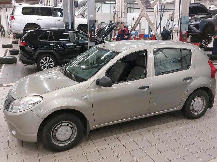 Renault Sandero I Москва  - изображение 4