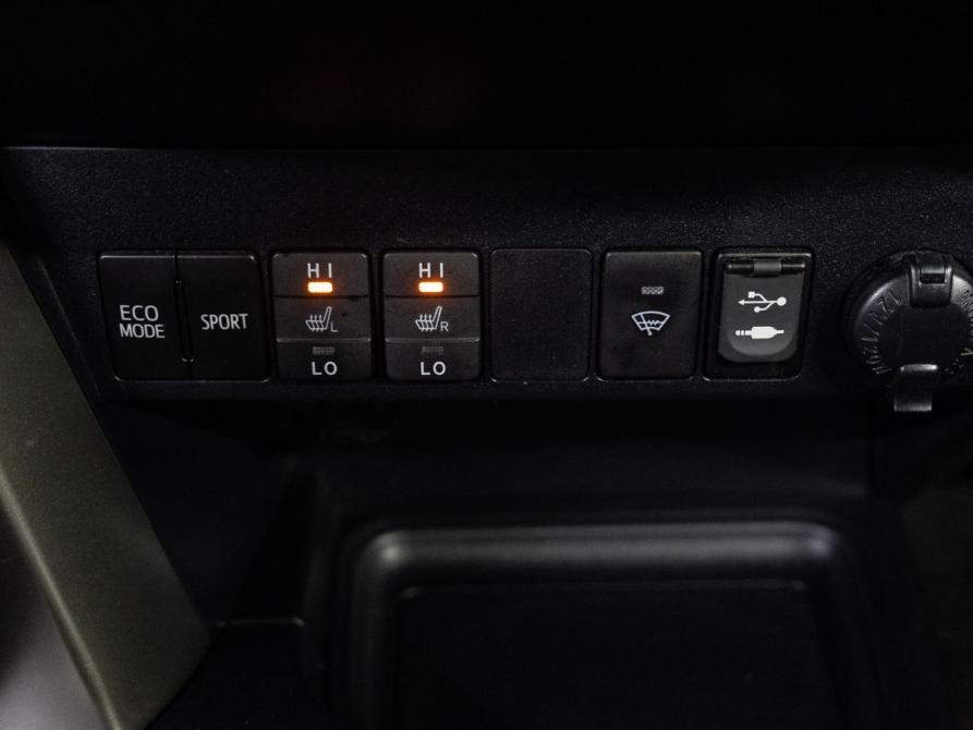 Toyota RAV4 IV (XA40) Тюмень  - изображение 12