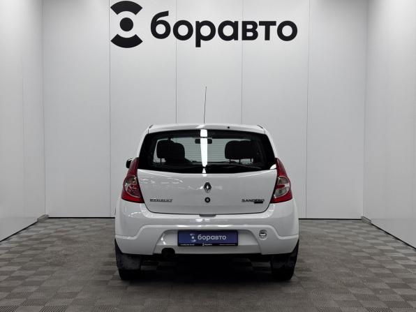 Renault Sandero I с пробегом 2013 года, цена 619 000 рублей, 157798 км, хэтчбек, Автокод Объявления